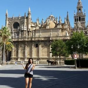 Meet your Posher, Eileen